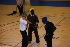 Assaut 2ème série masculine de canne de combat.