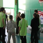 Initiation de canne sportive à des volontaires lors du Championnat de France UNSS de SBF