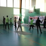 Initiation de canne sportive à des volontaires lors du Championnat de France UNSS de SBF